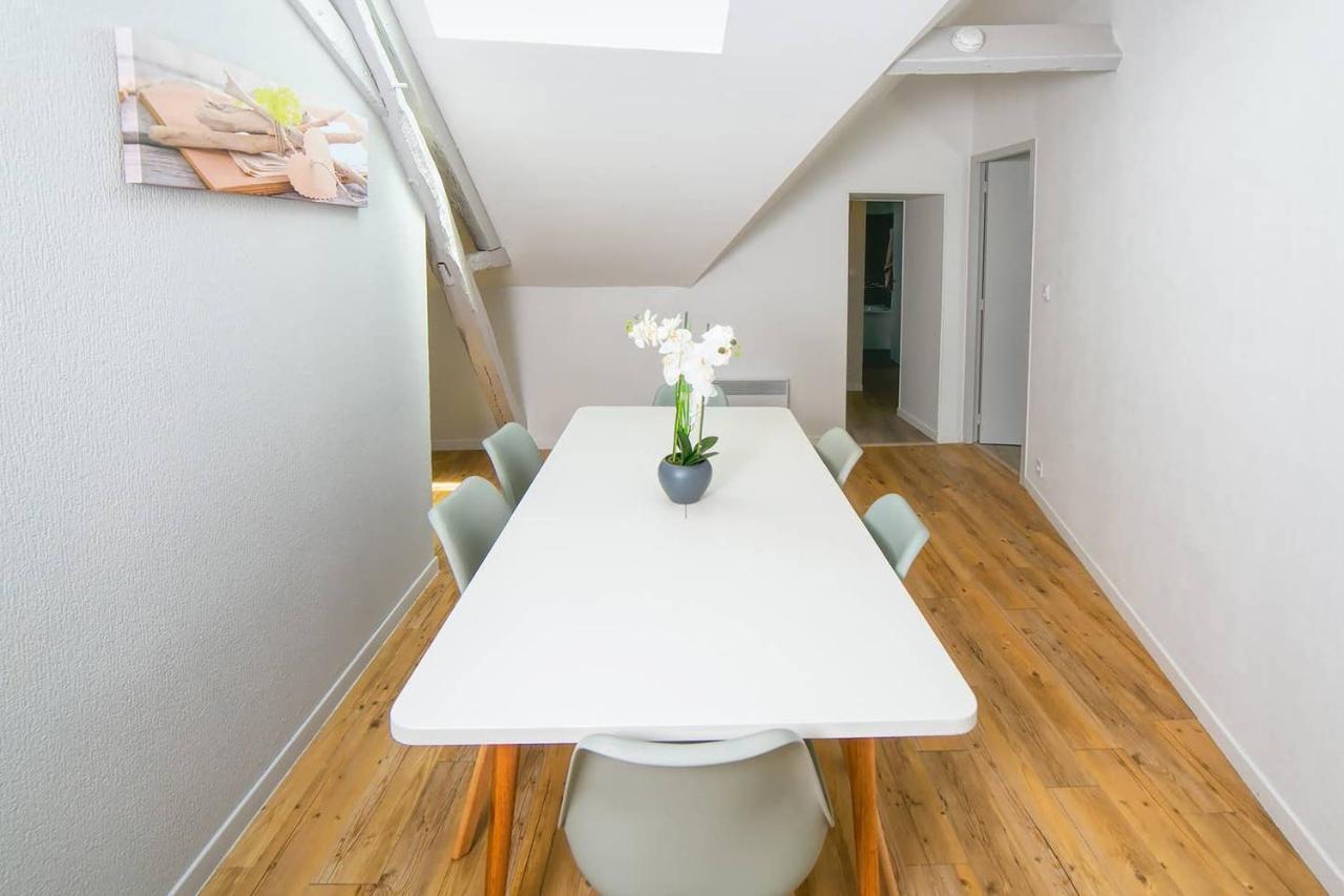شقة T3 Duplex Hypercentre Cholet Logement Entier 3 Lits المظهر الخارجي الصورة